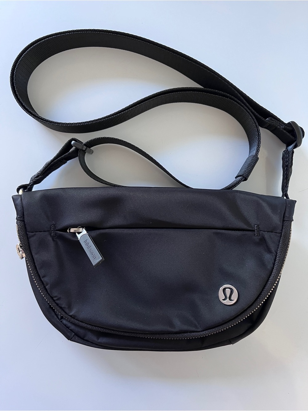 lululemon All Night Festival Bag Micro 2L Black Silver Crossbody
